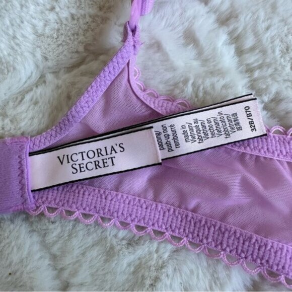 Victoria's Secret | Lilac Without the Padding Push Up Bra | Size 32B - Picture 9 of 10